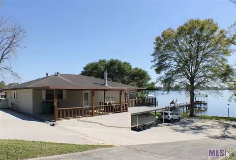 6331 Island Rd, Jarreau, LA 70749 photo 1