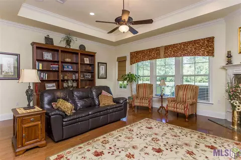 23831 Monarch Pt, Springfield, LA 70462 photo 5