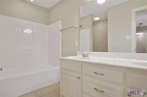 13522 Lily Ave, Walker, LA 70785 photo 7