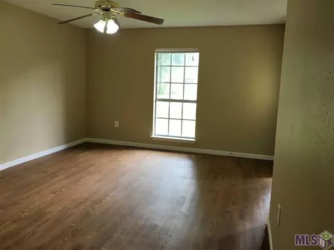 8859 Asphodel St, Denham Springs, LA 70726 photo 3