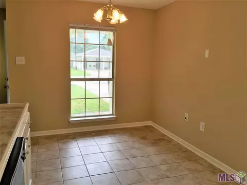 8859 Asphodel St, Denham Springs, LA 70726 photo 7