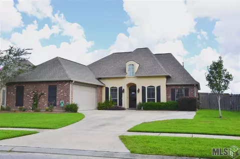 13359 Williamsburg Dr, Walker, LA 70785 photo 1