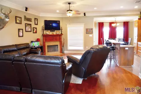 13359 Williamsburg Dr, Walker, LA 70785 photo 8