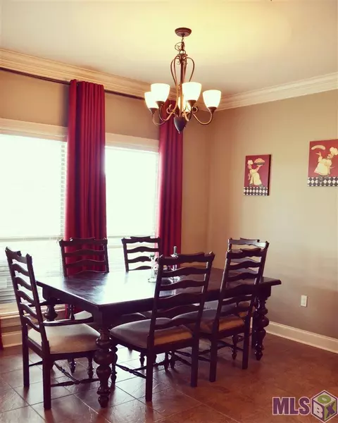 13359 Williamsburg Dr, Walker, LA 70785 photo 7