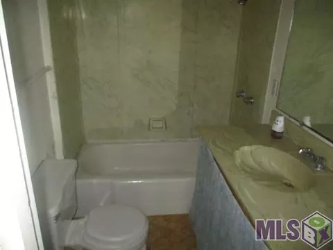 4779 Scott, Baker, LA 70714 photo 10