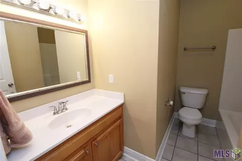 13577 Meadow Crossing Dr, Walker, LA 70785 photo 8