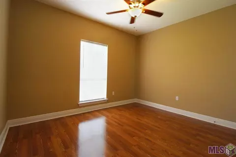 13577 Meadow Crossing Dr, Walker, LA 70785 photo 7