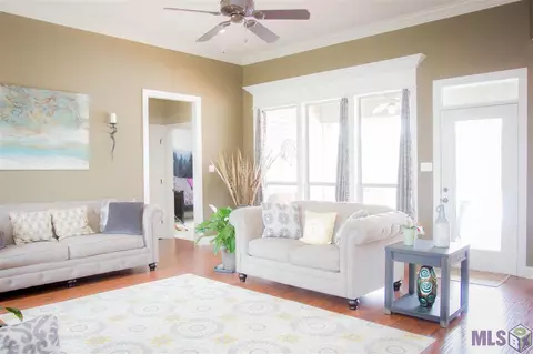 34189 Springlake Dr, Walker, LA 70785 photo 3