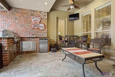 13430 Williamsburg Dr, Walker, LA 70785 photo 6
