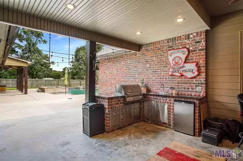 13430 Williamsburg Dr, Walker, LA 70785 photo 7