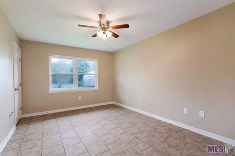 8032 Misty Oaks Ave, Baker, LA 70714 photo 10