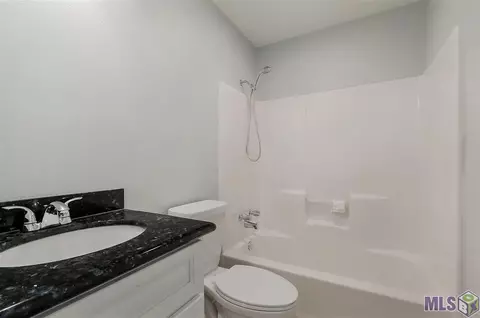 8032 Misty Oaks Ave, Baker, LA 70714 photo 8