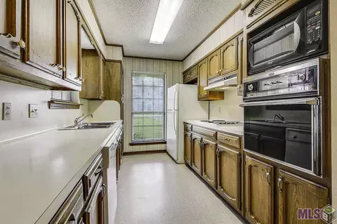 14916 Glenn Dr, Pride, LA 70770 photo 7