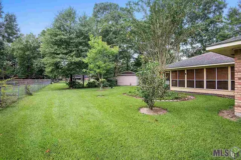 14916 Glenn Dr, Pride, LA 70770 photo 2