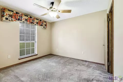 14916 Glenn Dr, Pride, LA 70770 photo 11