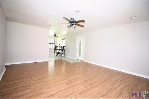 29647 Park St, Walker, LA 70785 photo 4