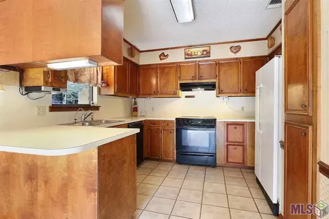 703 Paulfor St, Baker, LA 70714 photo 3
