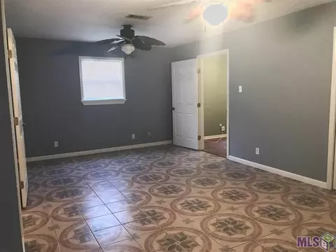 723 Ray Weiland Dr, Baker, LA 70714 photo 3