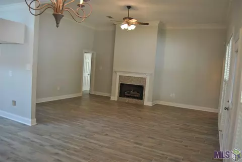 28073 Foxfire Ave, Walker, LA 70785 photo 5