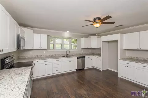11211 W Anne Dr, Walker, LA 70785 photo 6