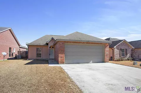 12736 Roe Dr, Walker, LA 70785 photo 1
