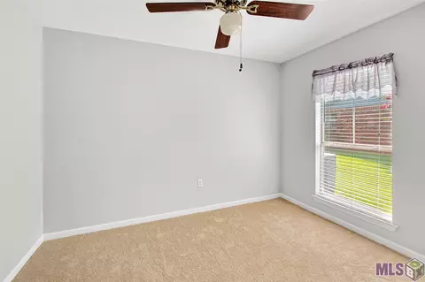 13390 Savannah Dr, Walker, LA 70785 photo 10