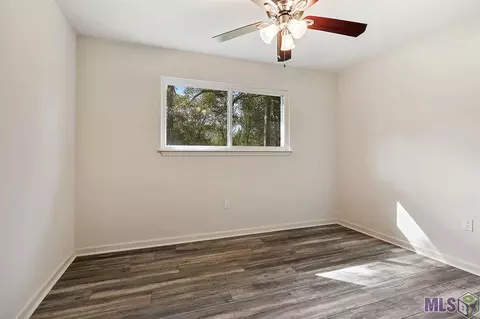 7044 Walker Dr, Baker, LA 70714 photo 8