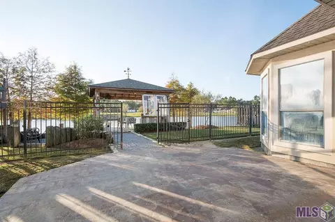 34059 Spring Lake Dr, Walker, LA 70785 photo 14