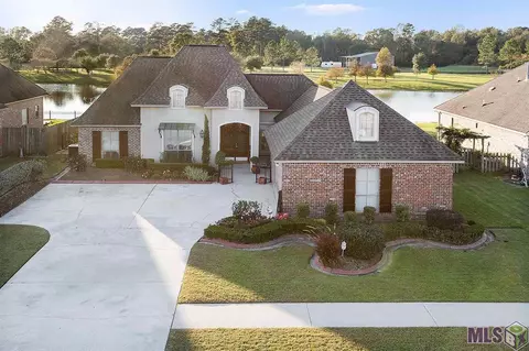 34059 Spring Lake Dr, Walker, LA 70785 photo 3