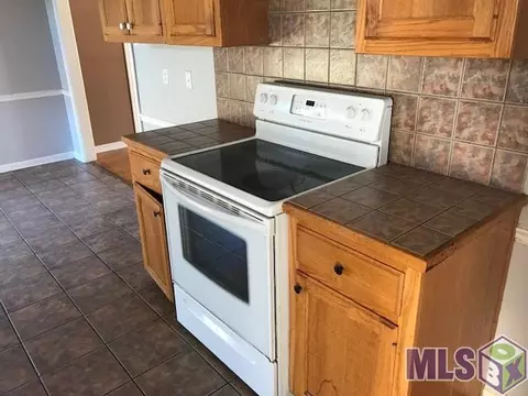 13499 S Trace Ave, Walker, LA 70785 photo 3