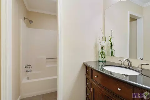 32500 Dwayne Dr, Walker, LA 70785 photo 8
