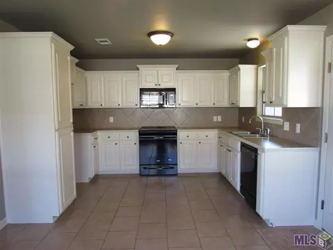33683 Fairhaven Ave, Walker, LA 70785 photo 5