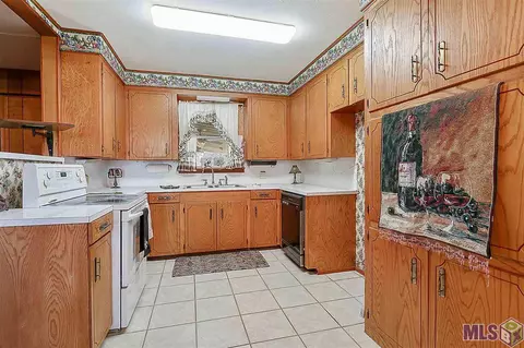 5476 Rolling Acres Dr, Baker, LA 70714 photo 13