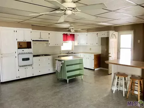 336 Ray Weiland Dr, Baker, LA 70714 photo 2