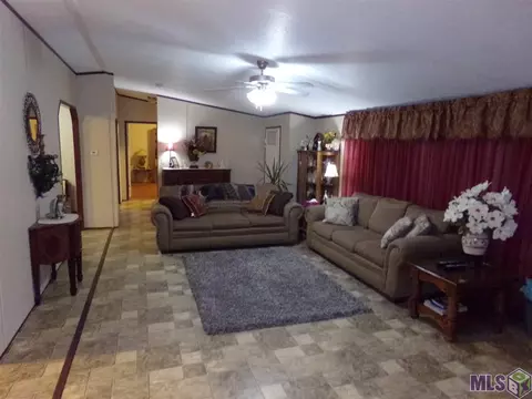 15820 Denham Rd, Pride, LA 70770 photo 11