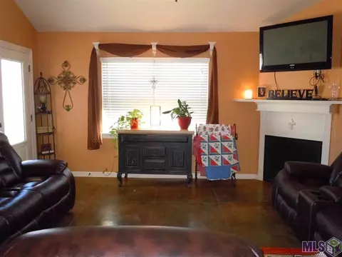 13322 Wildcat Dr, Walker, LA 70785 photo 4