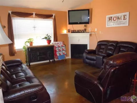 13322 Wildcat Dr, Walker, LA 70785 photo 3