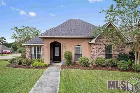 13059 Robin Dr, Walker, LA 70785 photo 1
