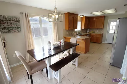 30435 Jo Ann St, Walker, LA 70785 photo 3