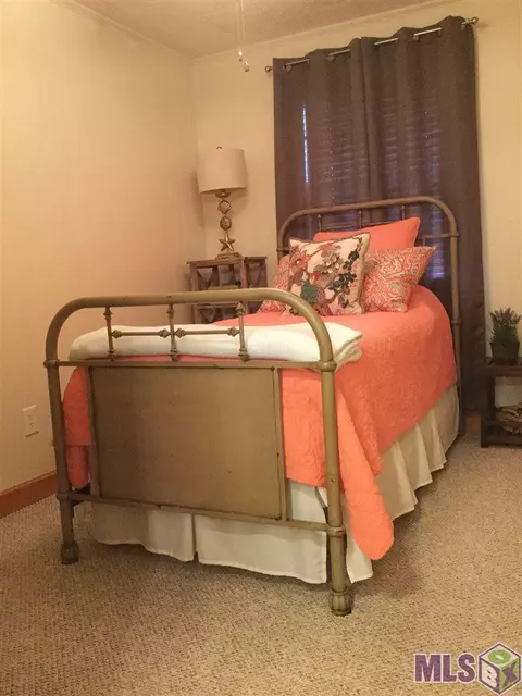 20470 Johnson Dr, Springfield, LA 70462 photo 18
