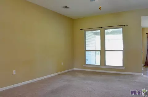12724 Roe Dr, Walker, LA 70785 photo 7