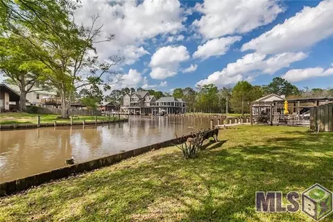 31506 Judith Dr, Springfield, LA 70462 photo 4
