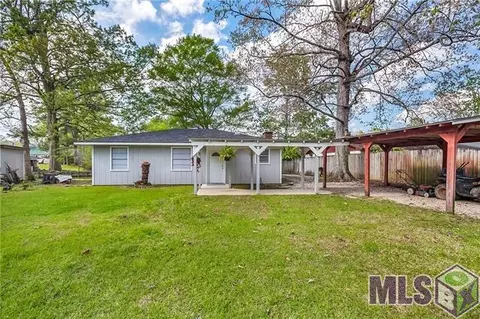 31506 Judith Dr, Springfield, LA 70462 photo 1