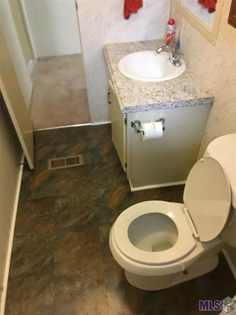 32530 Percy Young Rd, Walker, LA 70785 photo 7