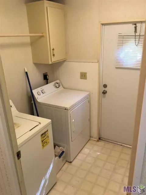 32530 Percy Young Rd, Walker, LA 70785 photo 5
