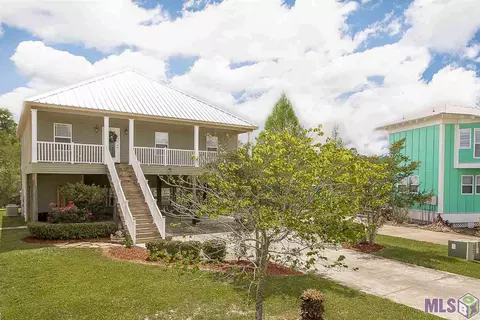 17091 Peace Point Dr, Springfield, LA 70462 photo 3