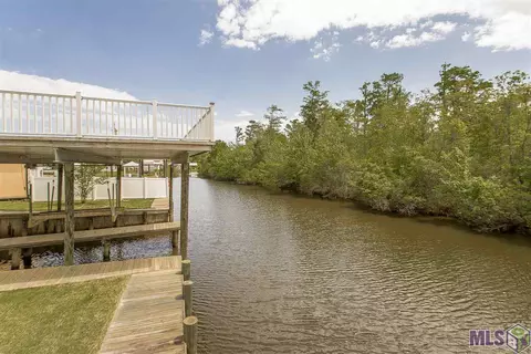 17091 Peace Point Dr, Springfield, LA 70462 photo 7