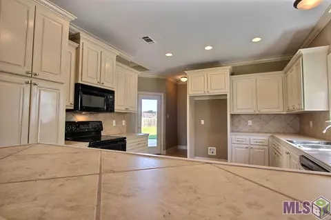 12414 Timberwood Dr, Walker, LA 70785 photo 6