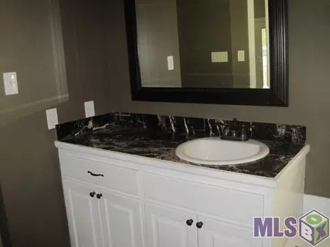 23222 Carson Dr, Pride, LA 70770 photo 10