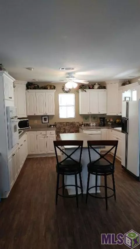33281 Nancy Dr, Walker, LA 70785 photo 12